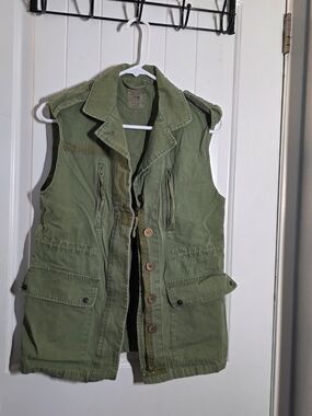 Zara Olive Green Sleeveless Utility Jacket